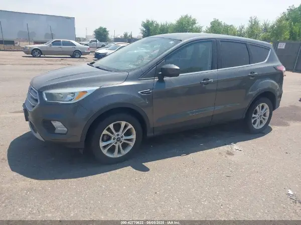 1FMCU0GD5HUB03652 2017 FORD ESCAPE - Image 2