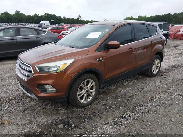 1FMCU0GD5HUB09015 2017 FORD ESCAPE - Image 2