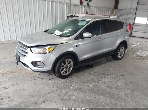 1FMCU0GD5HUB15154 2017 FORD ESCAPE - Image 2