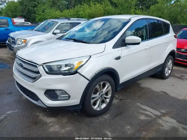 1FMCU0GD5HUB40734 2017 FORD ESCAPE - Image 2