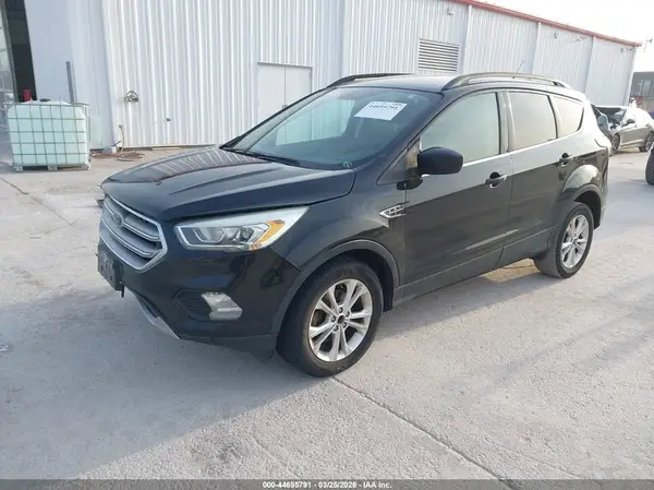 1FMCU0GD5HUB41222 2017 FORD ESCAPE - Image 2