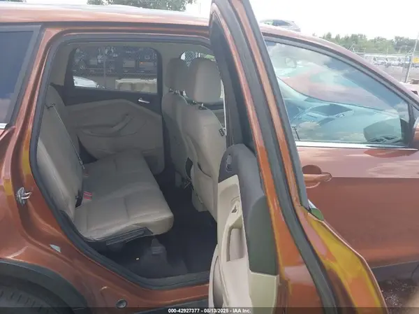 1FMCU0GD5HUB58635 2017 FORD ESCAPE - Image 8