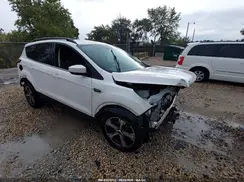 1FMCU0GD5HUB98441 2017 FORD ESCAPE