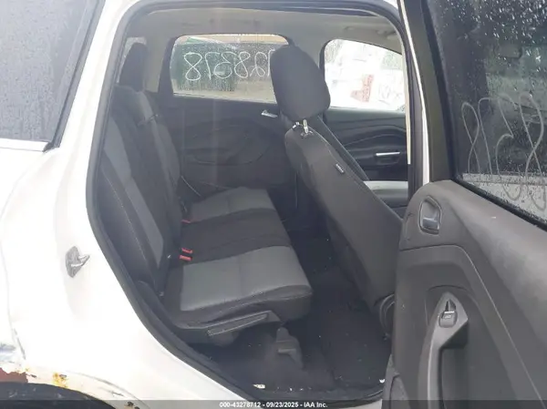 1FMCU0GD5HUB98441 2017 FORD ESCAPE - Image 8