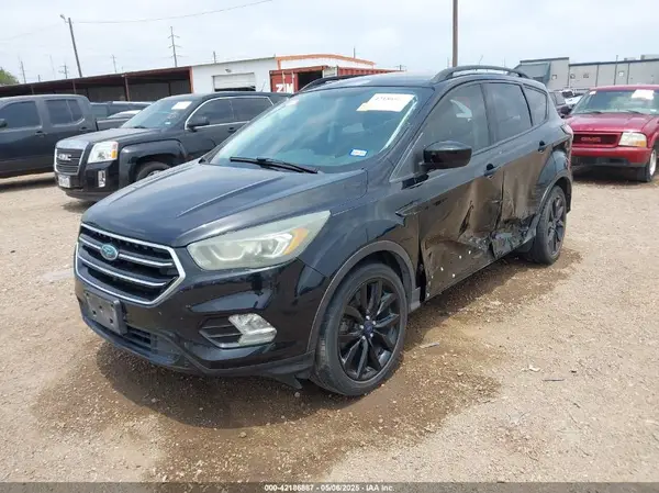 1FMCU0GD5HUC10507 2017 FORD ESCAPE - Image 2
