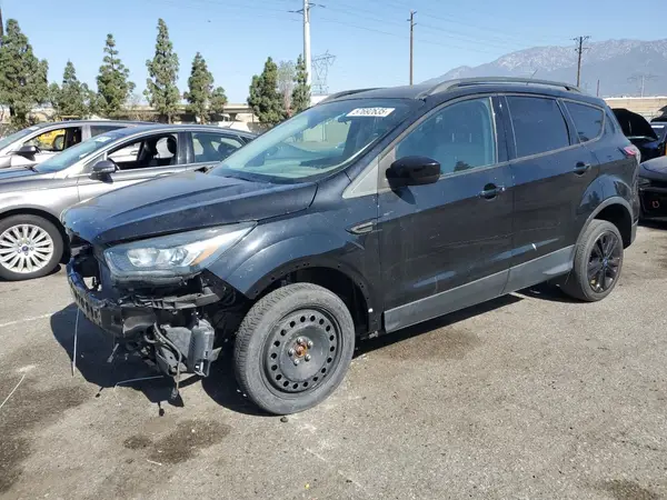 1FMCU0GD5HUC11186 2017 FORD ESCAPE - Image 1