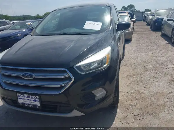 1FMCU0GD5HUC23337 2017 FORD ESCAPE - Image 2