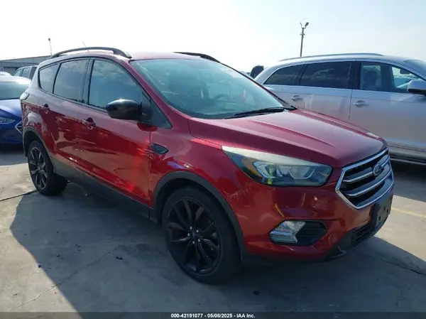 1FMCU0GD5HUC24584 2017 FORD ESCAPE - Image 1