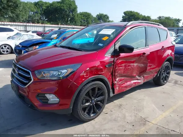 1FMCU0GD5HUC24584 2017 FORD ESCAPE - Image 2