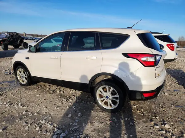 1FMCU0GD5HUC32278 2017 FORD ESCAPE - Image 2