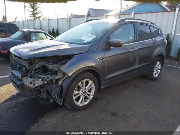 1FMCU0GD5HUC35519 2017 FORD ESCAPE - Image 2
