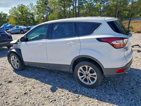 1FMCU0GD5HUC48772 2017 FORD ESCAPE - Image 2