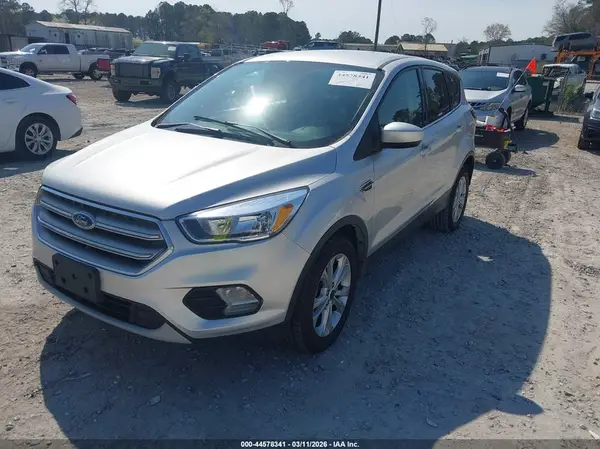 1FMCU0GD5HUC58637 2017 FORD ESCAPE - Image 2