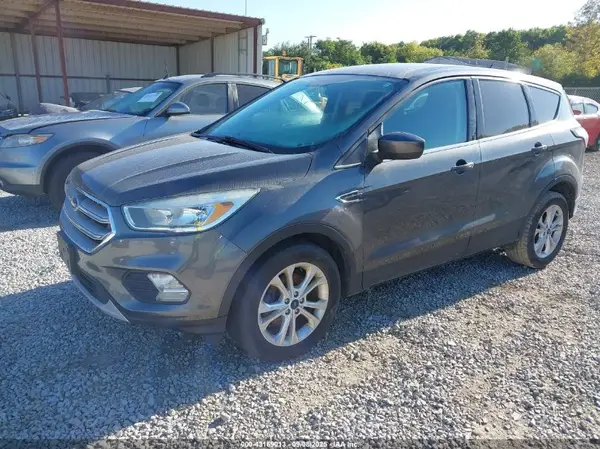 1FMCU0GD5HUC62994 2017 FORD ESCAPE - Image 2