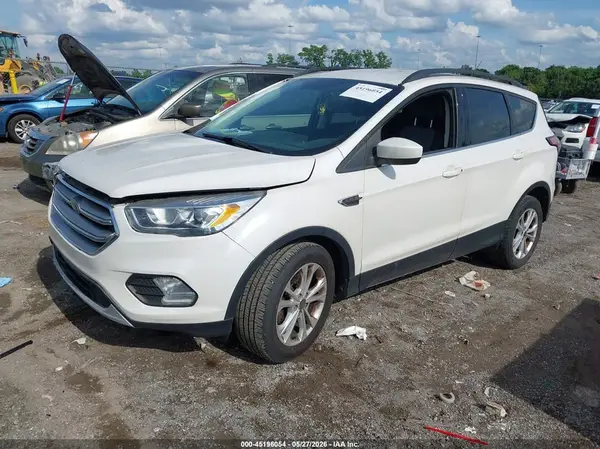 1FMCU0GD5HUC63580 2017 FORD ESCAPE - Image 2