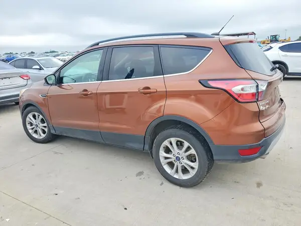 1FMCU0GD5HUC64647 2017 FORD ESCAPE - Image 2