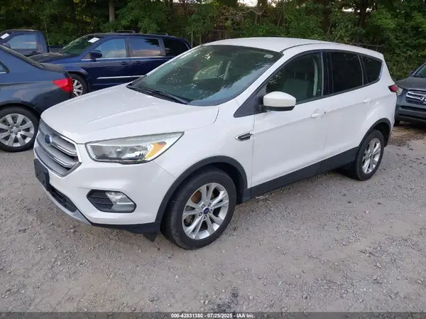 1FMCU0GD5HUC73915 2017 FORD ESCAPE - Image 2