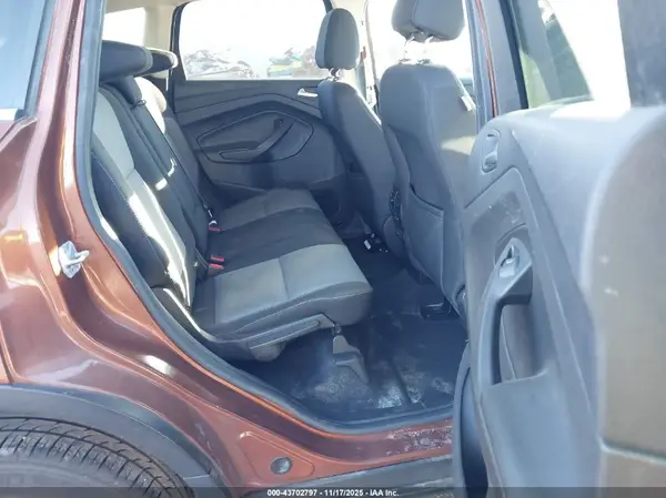 1FMCU0GD5HUC76457 2017 FORD ESCAPE - Image 8