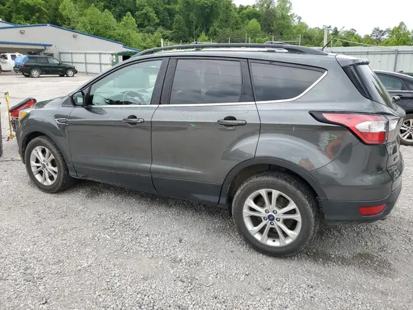 1FMCU0GD5HUC90908 2017 FORD ESCAPE - Image 2