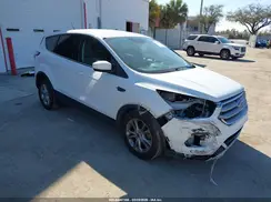 1FMCU0GD5HUC93145 2017 FORD ESCAPE