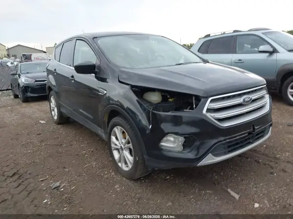 1FMCU0GD5HUC94277 2017 FORD ESCAPE - Image 1