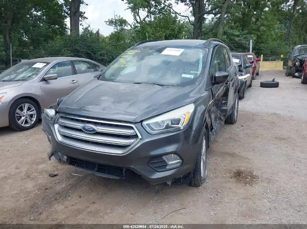 1FMCU0GD5HUC97664 2017 FORD ESCAPE - Image 2