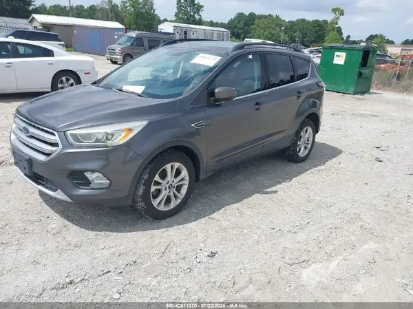 1FMCU0GD5HUD03348 2017 FORD ESCAPE - Image 2