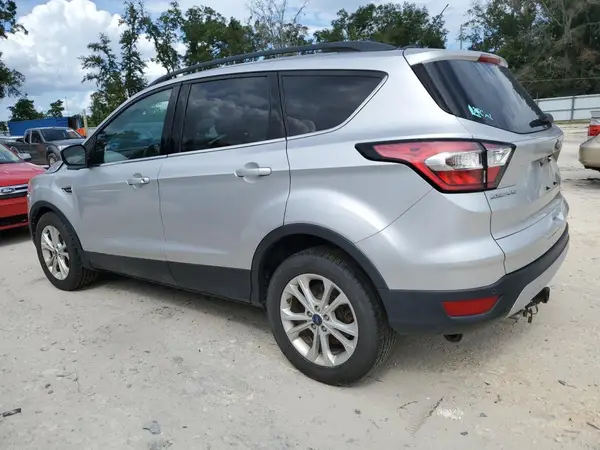 1FMCU0GD5HUD04774 2017 FORD ESCAPE - Image 2