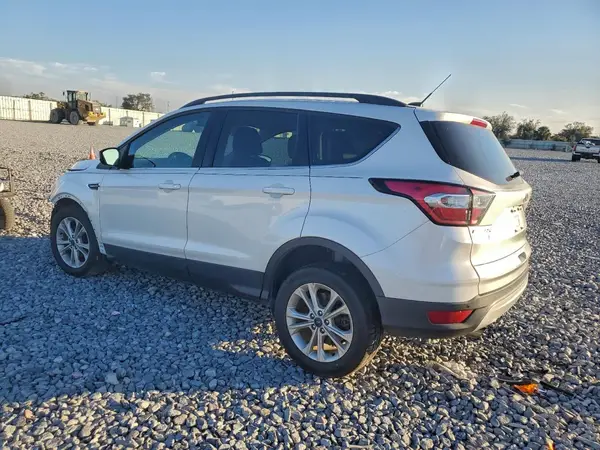 1FMCU0GD5HUD04810 2017 FORD ESCAPE - Image 2