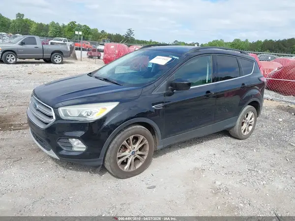 1FMCU0GD5HUD05181 2017 FORD ESCAPE - Image 2