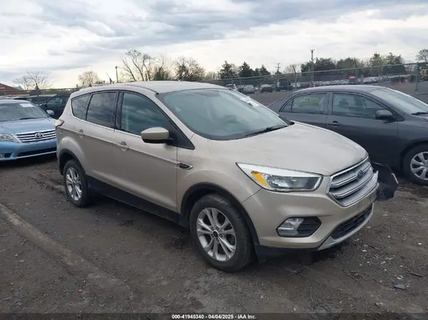 1FMCU0GD5HUD08498 2017 FORD ESCAPE - Image 1