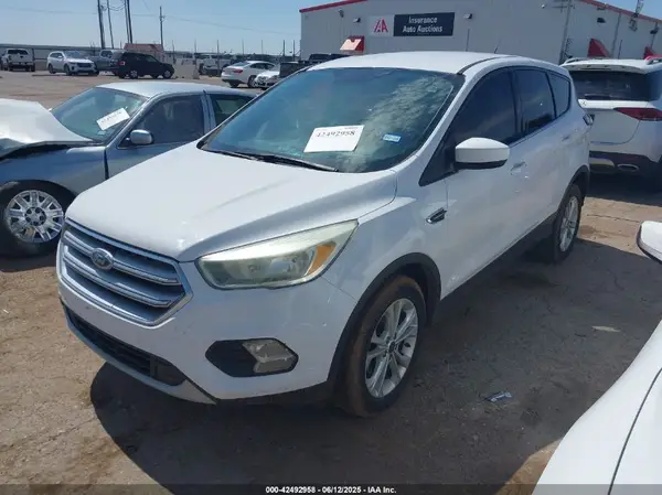 1FMCU0GD5HUD20456 2017 FORD ESCAPE - Image 2