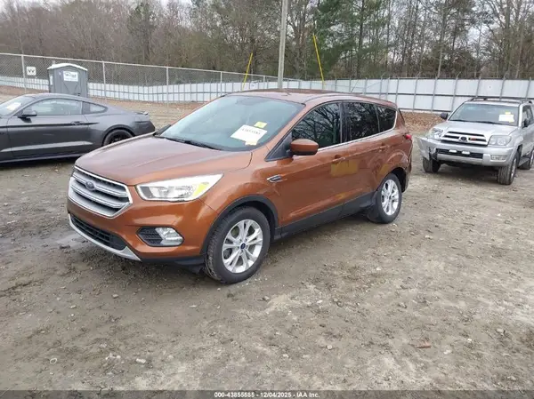 1FMCU0GD5HUD24569 2017 FORD ESCAPE - Image 2