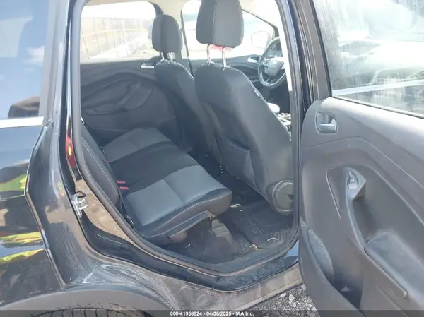 1FMCU0GD5HUD27584 2017 FORD ESCAPE - Image 8