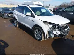1FMCU0GD5HUD37337 2017 FORD ESCAPE