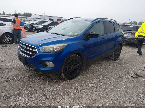 1FMCU0GD5HUD58236 2017 FORD ESCAPE - Image 2