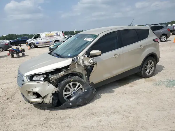 1FMCU0GD5HUD58656 2017 FORD ESCAPE - Image 1
