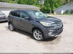 1FMCU0GD5HUE44887 2017 FORD ESCAPE