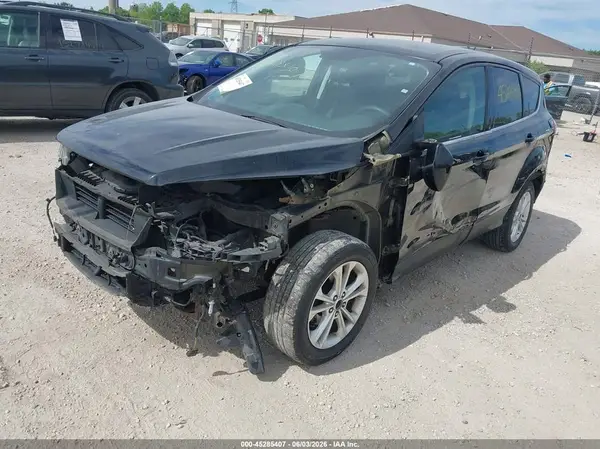 1FMCU0GD5HUE66243 2017 FORD ESCAPE - Image 2