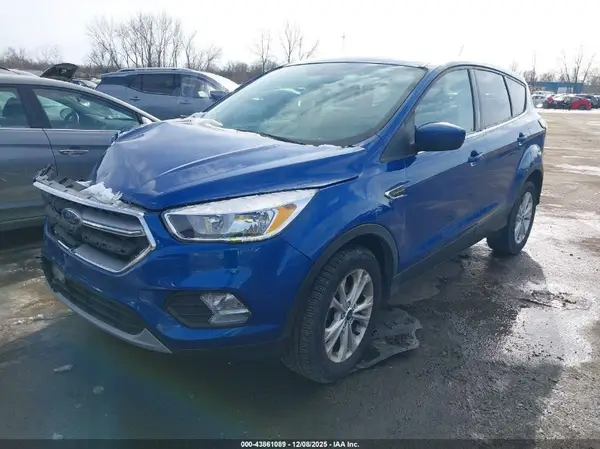 1FMCU0GD5HUE68137 2017 FORD ESCAPE - Image 2