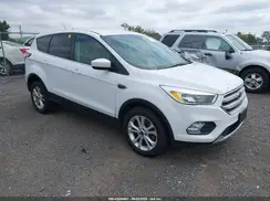 1FMCU0GD5HUE77081 2017 FORD ESCAPE