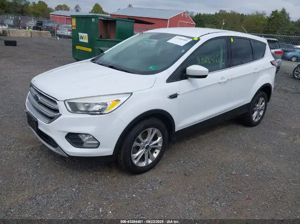 1FMCU0GD5HUE77081 2017 FORD ESCAPE - Image 2