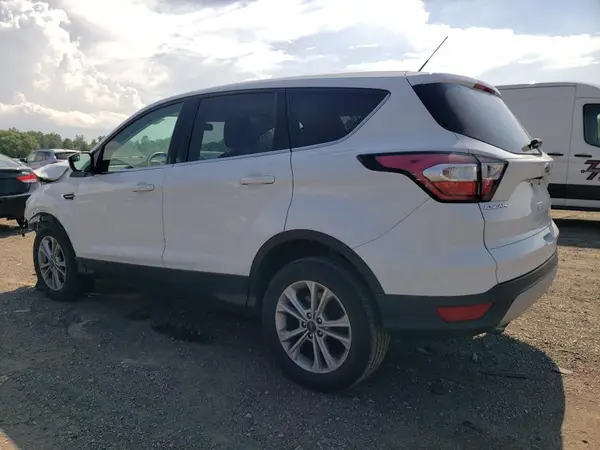 1FMCU0GD5HUE89036 2017 FORD ESCAPE - Image 2