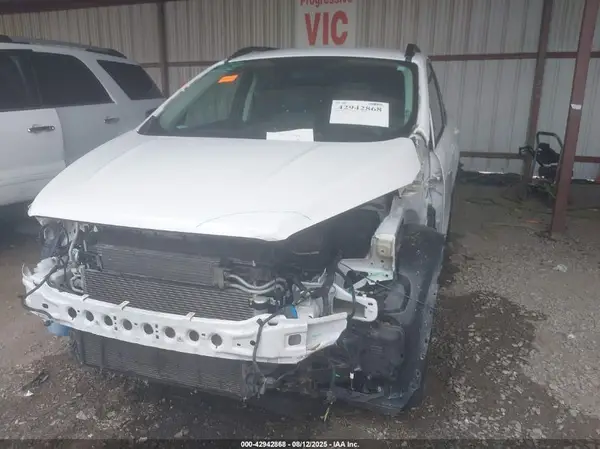 1FMCU0GD5HUE92504 2017 FORD ESCAPE - Image 2