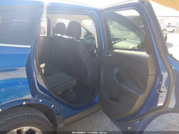 1FMCU0GD5HUE99940 2017 FORD ESCAPE - Image 8