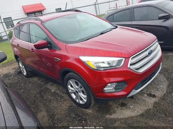 1FMCU0GD5JUA06845 2018 FORD ESCAPE - Image 1