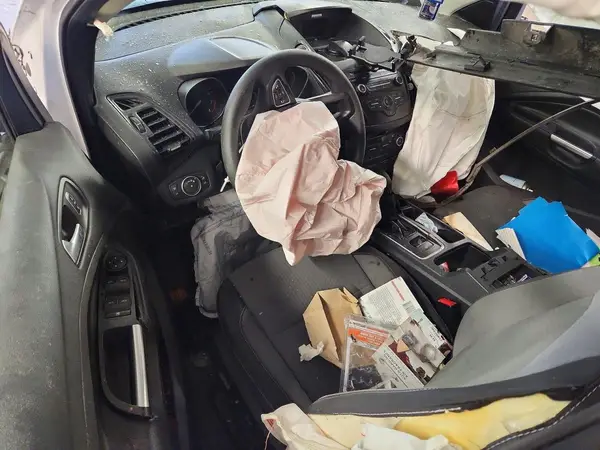 1FMCU0GD5JUA21104 2018 FORD ESCAPE - Image 8