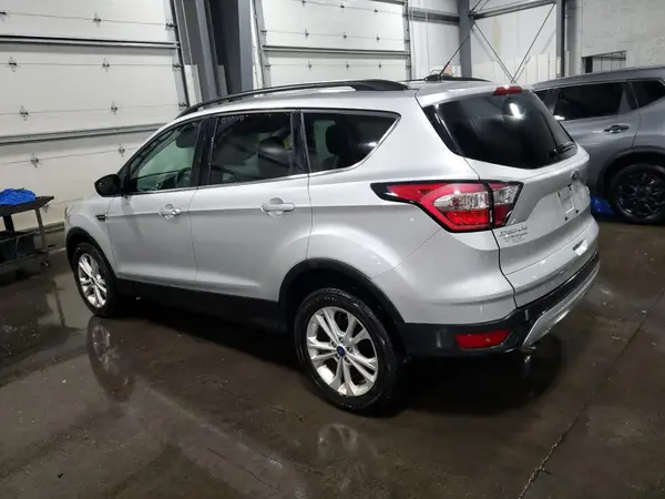1FMCU0GD5JUA43717 2018 FORD ESCAPE - Image 2