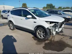 1FMCU0GD5JUA65703 2018 FORD ESCAPE