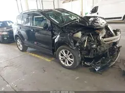1FMCU0GD5JUA73431 2018 FORD ESCAPE